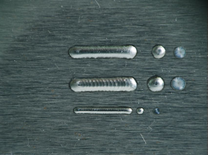 <a href='http://www.qizhiqiao.cn/product/3.htm' class='text_a'>模具激光焊機</a>修復鏡面模具效果